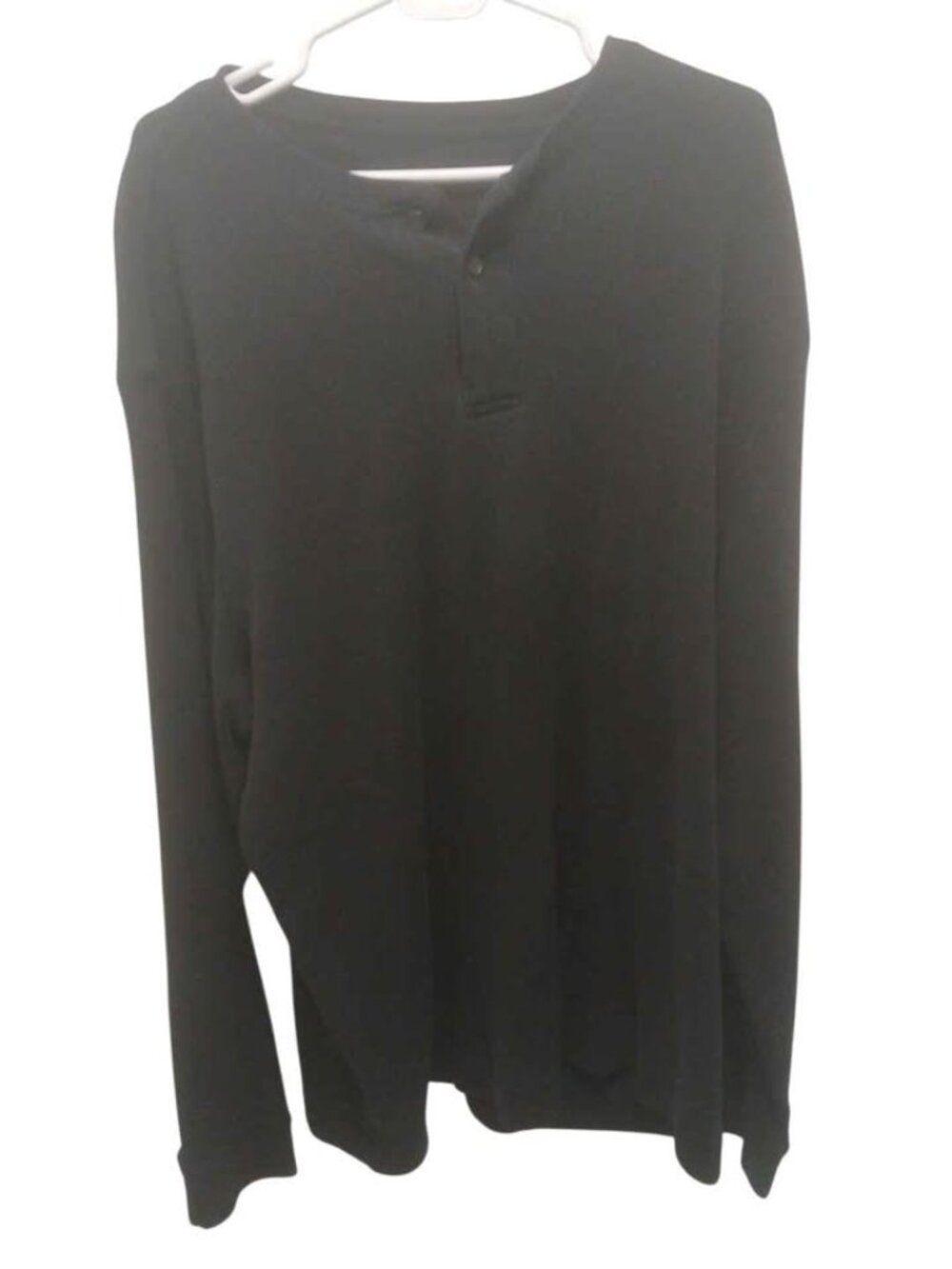 Men's Black Long-Sleeve Henley Shirt